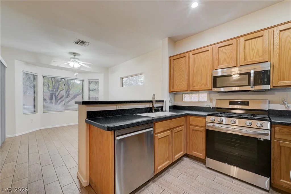 1664 Black Fox Canyon, Henderson, NV 89052