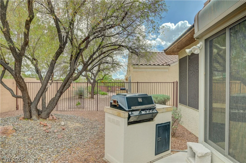 1664 Black Fox Canyon, Henderson, NV 89052