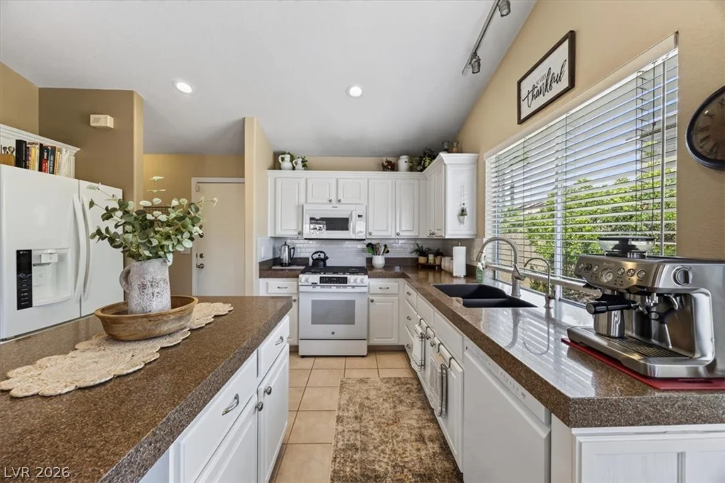 7758 Locke Haven, Las Vegas, NV 89123