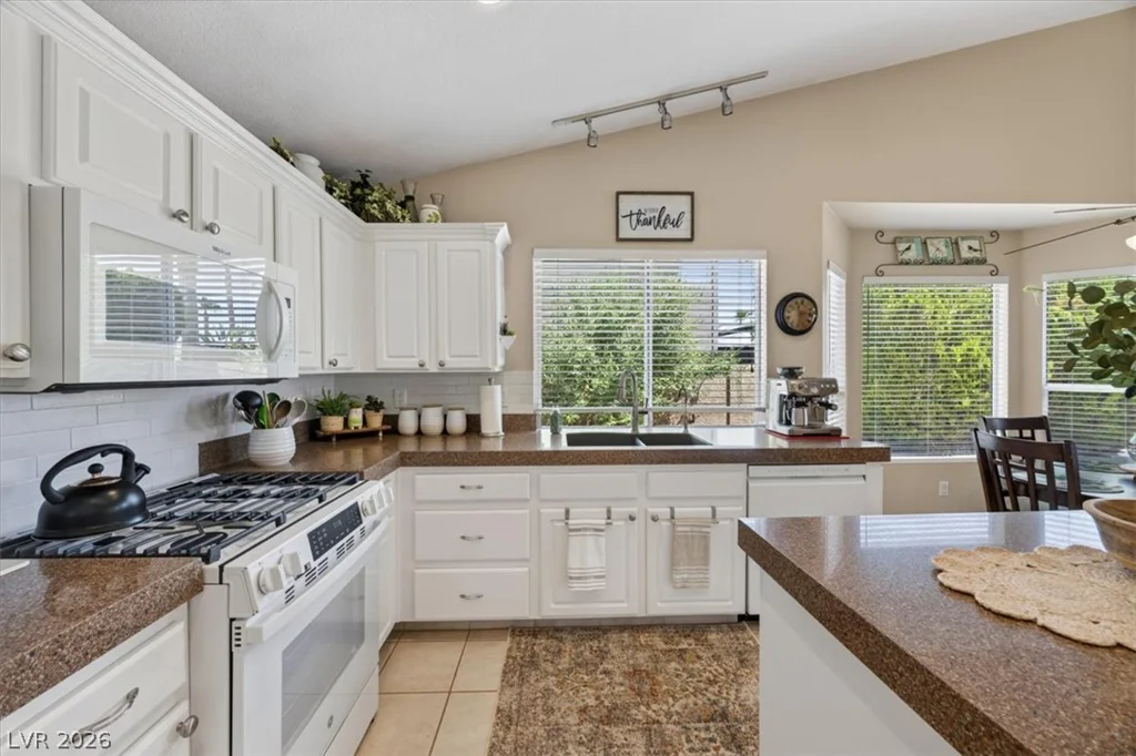 7758 Locke Haven, Las Vegas, NV 89123
