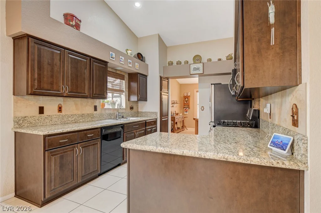 5020 Pacific Grove, Las Vegas, NV 89130