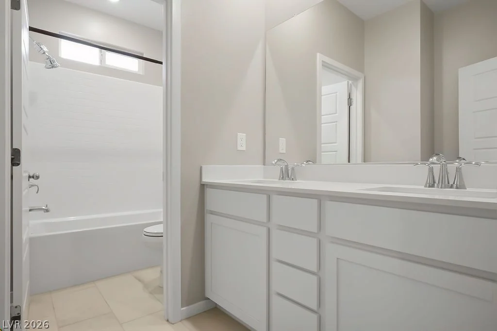 9829 Adrian Peak, Las Vegas, NV 89143
