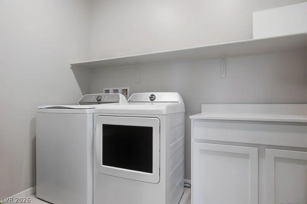 9829 Adrian Peak, Las Vegas, NV 89143