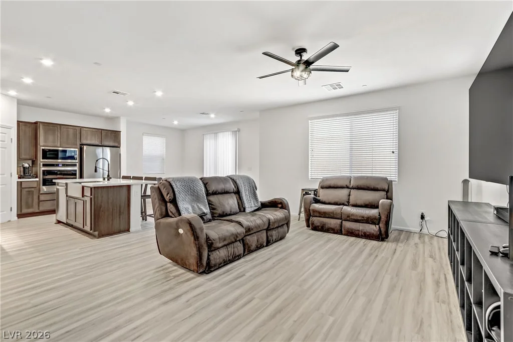 10964 Oregano, Las Vegas, NV 89166