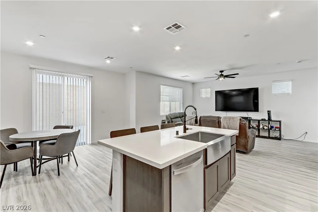 10964 Oregano, Las Vegas, NV 89166