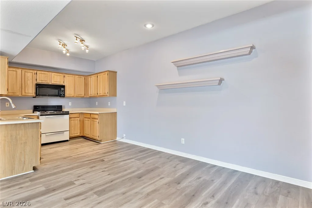 5655 Sahara, Las Vegas, NV 89142