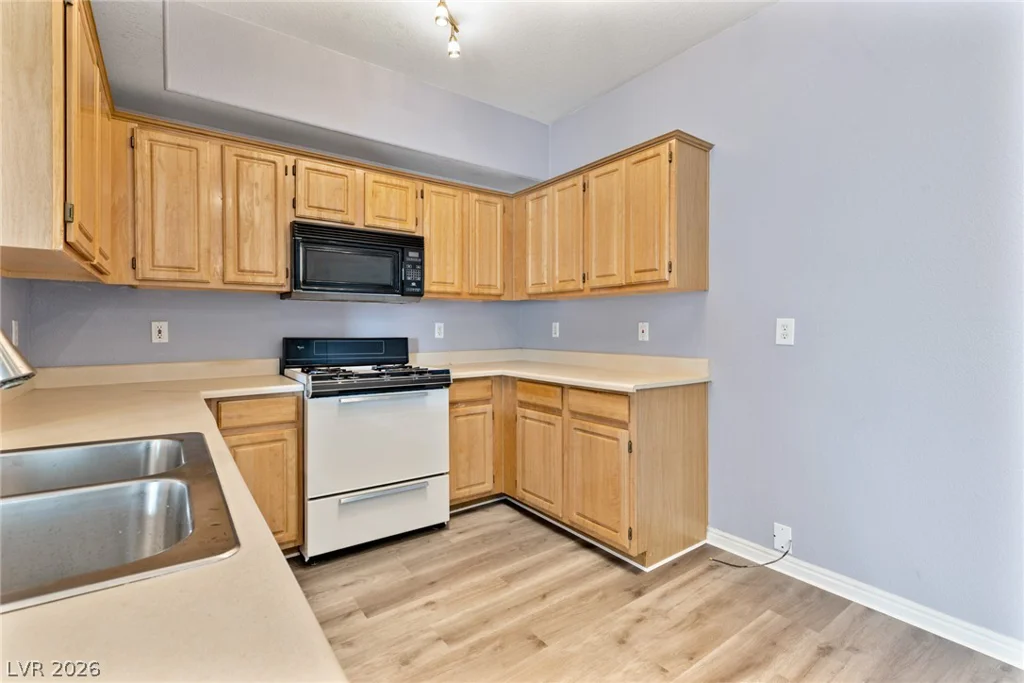 5655 Sahara, Las Vegas, NV 89142