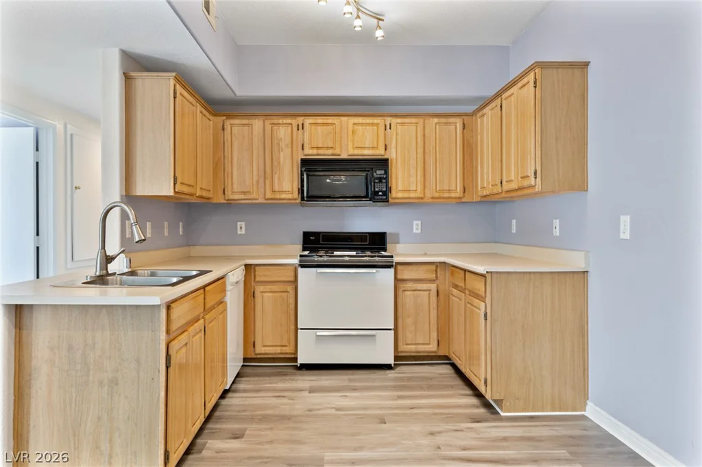 5655 Sahara, Las Vegas, NV 89142