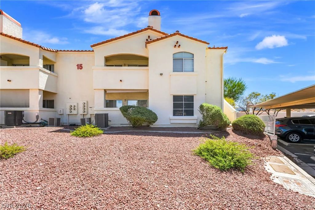 698 Racetrack, Henderson, NV 89015