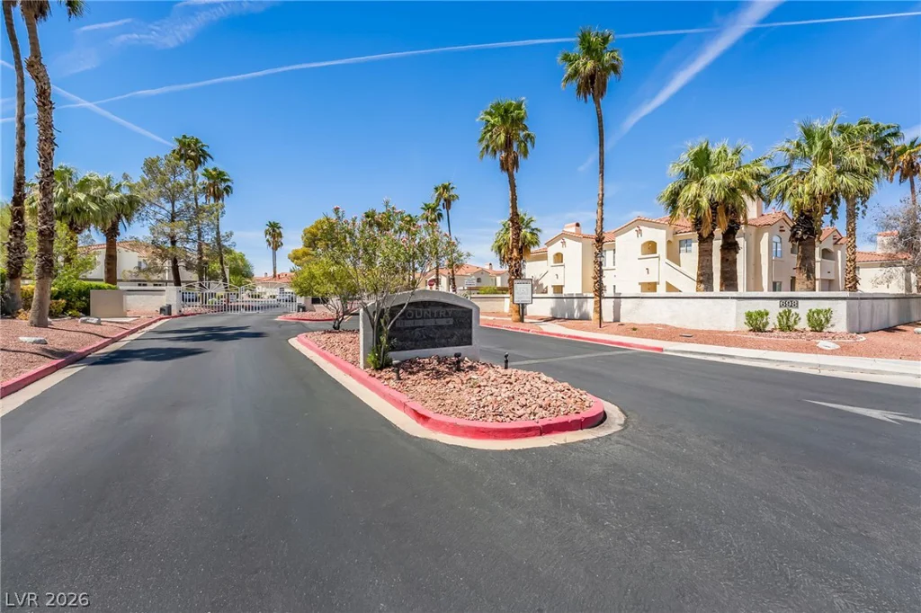 698 Racetrack, Henderson, NV 89015