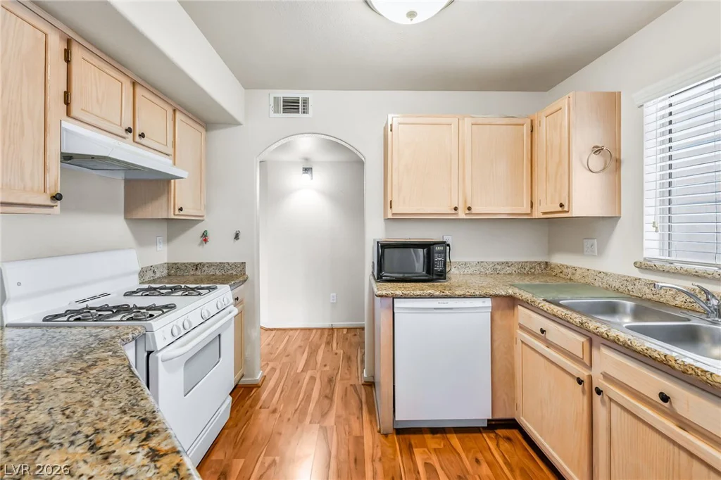 698 Racetrack, Henderson, NV 89015