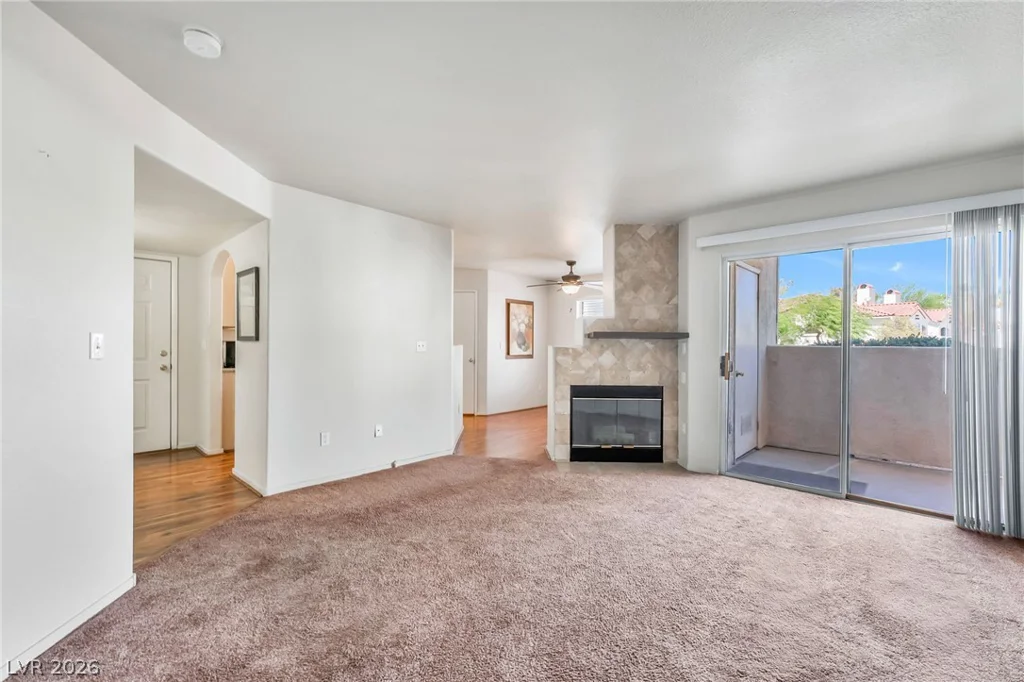 698 Racetrack, Henderson, NV 89015