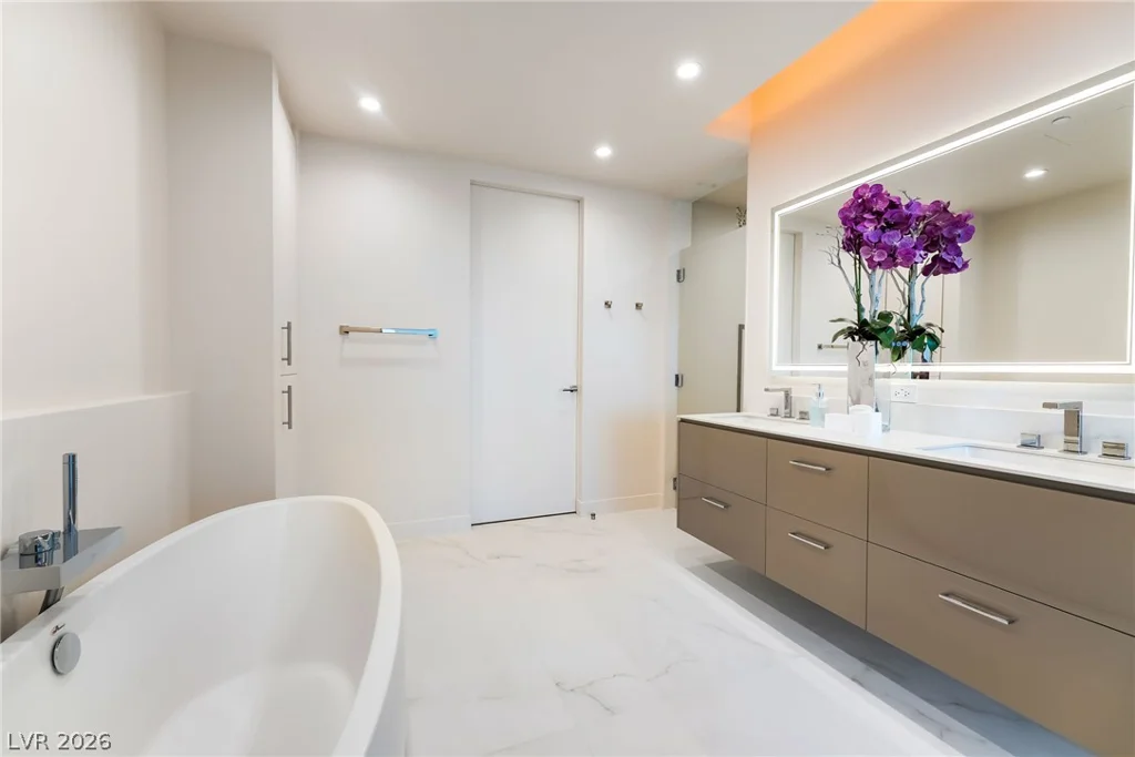 3750 Las Vegas, Las Vegas, NV 89158