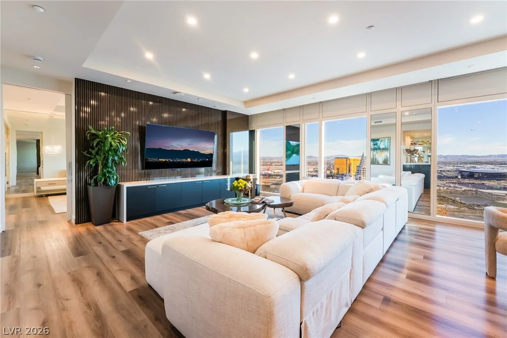 3750 Las Vegas, Las Vegas, NV 89158