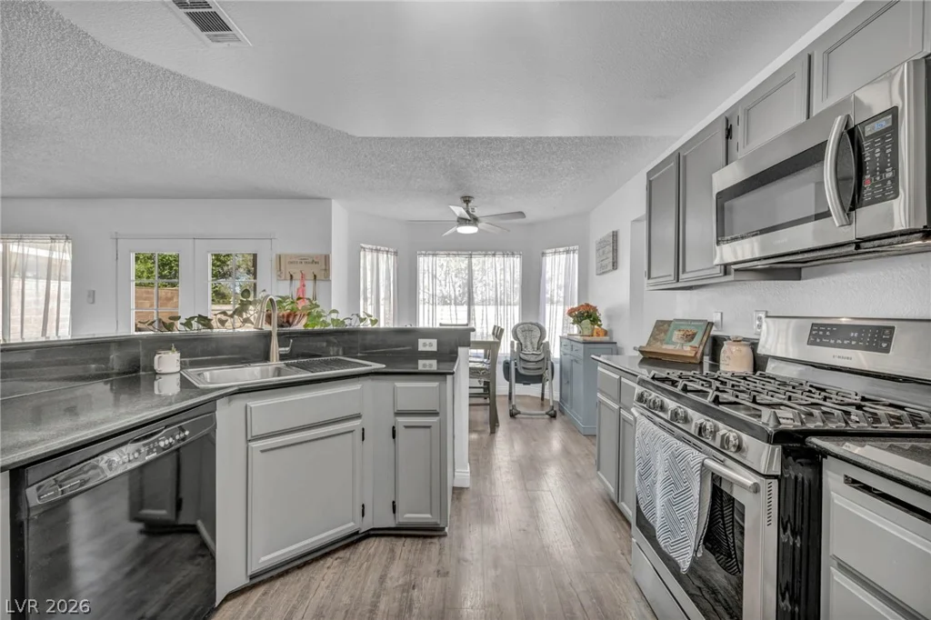 2940 Domino, Las Vegas, NV 89117