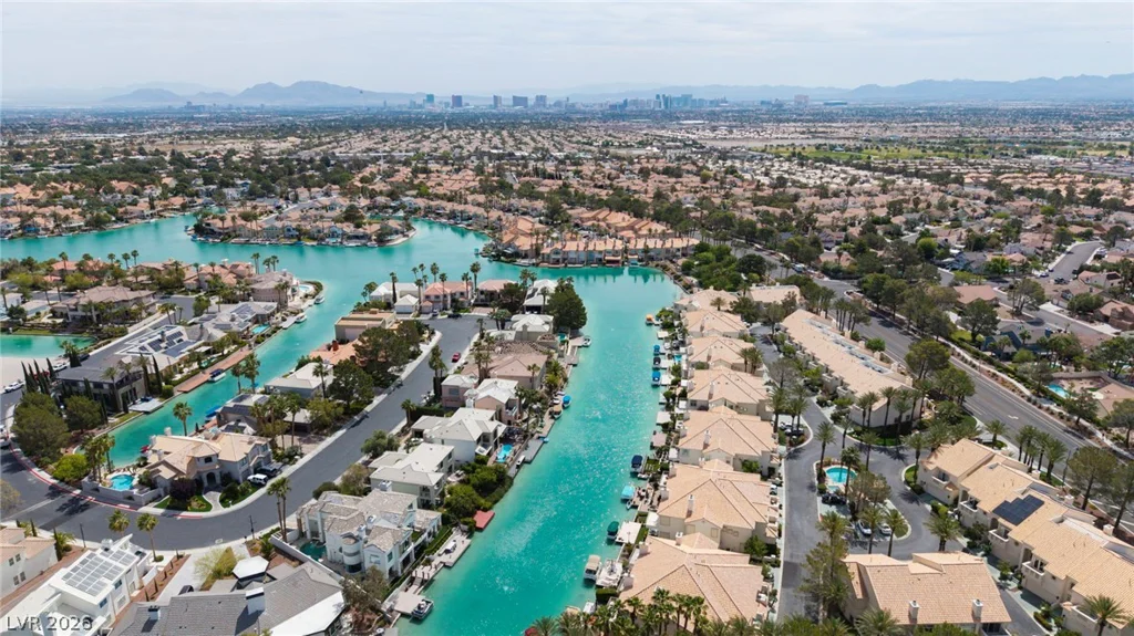2940 Domino, Las Vegas, NV 89117