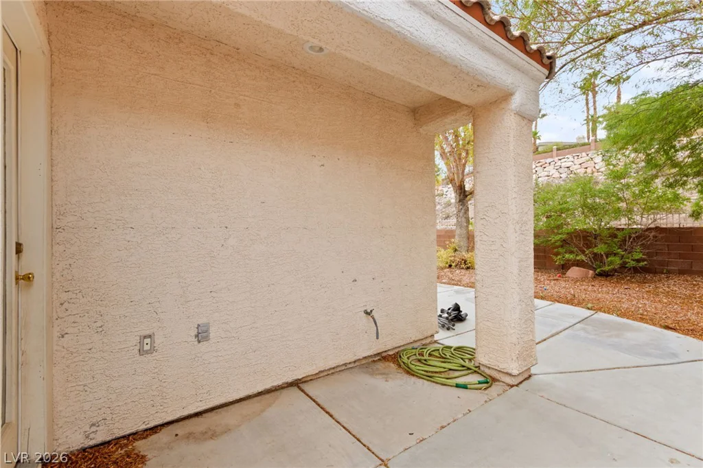 832 Binbrook, Henderson, NV 89052