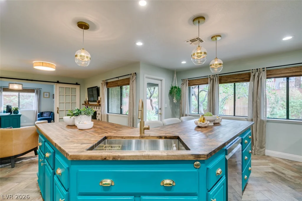 1919 Magnolia, Henderson, NV 89014