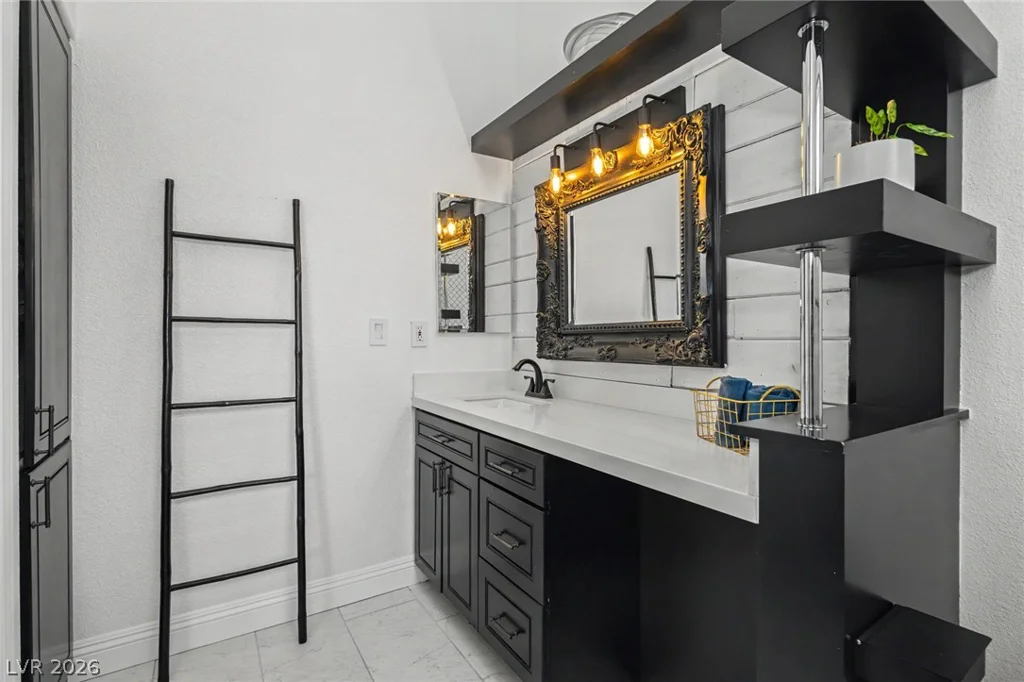 9700 Gavin Stone, Las Vegas, NV 89145