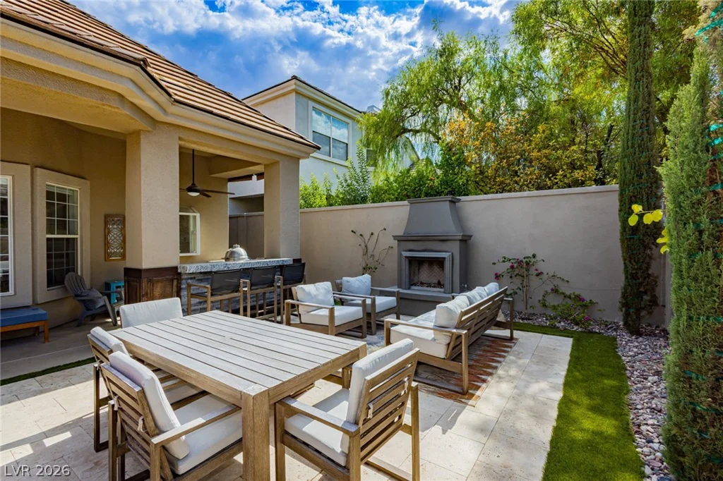 9700 Gavin Stone, Las Vegas, NV 89145