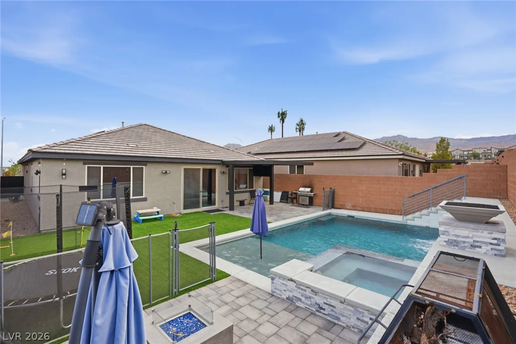 10424 Mont Pourri, Las Vegas, NV 89149