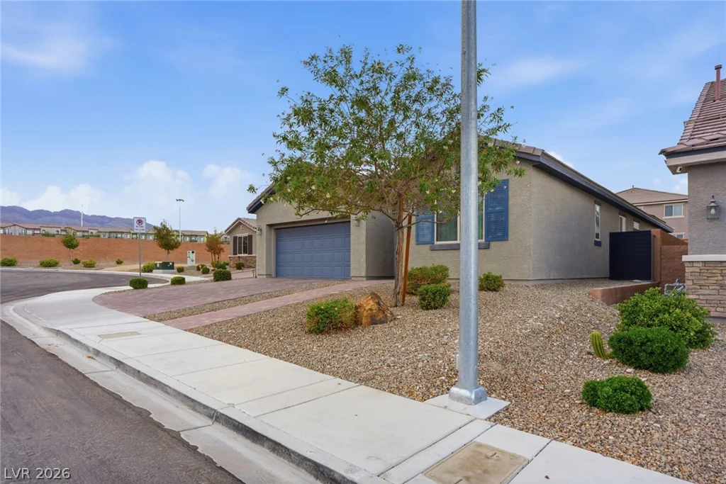 10424 Mont Pourri, Las Vegas, NV 89149