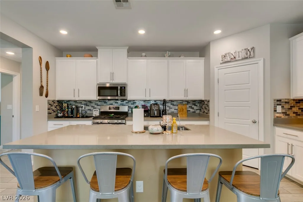 4333 Panoramic View, North Las Vegas, NV 89084