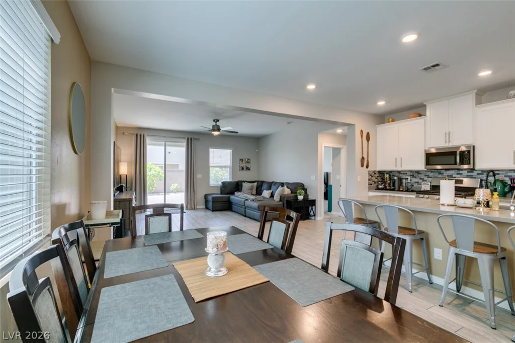 4333 Panoramic View, North Las Vegas, NV 89084
