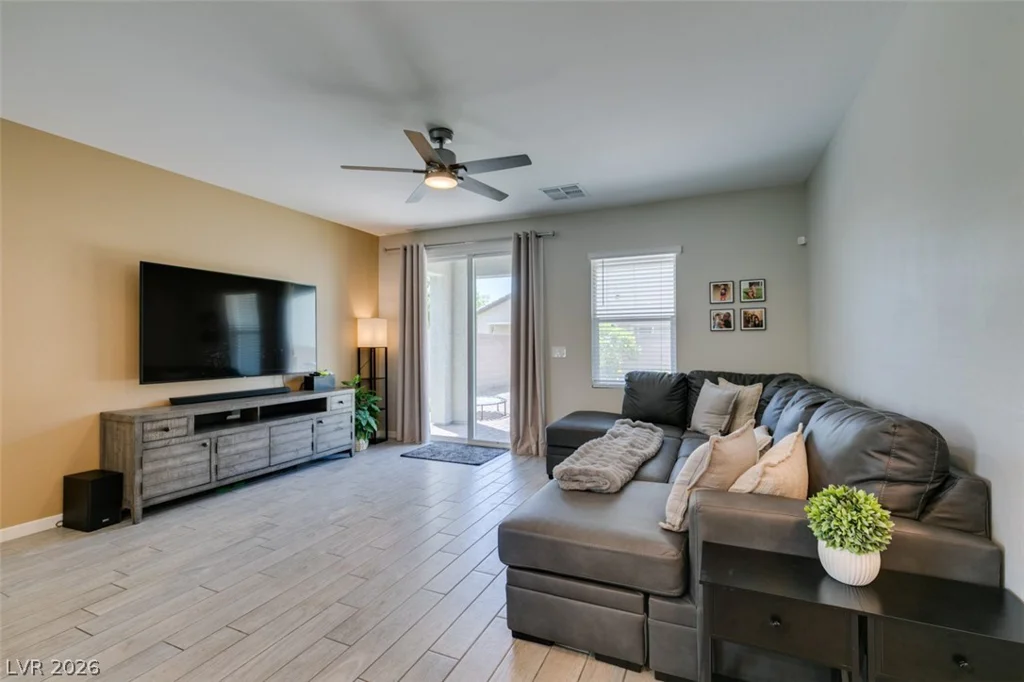 4333 Panoramic View, North Las Vegas, NV 89084