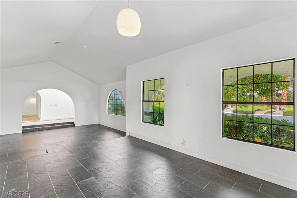 2401 Rancho Bel Air, Las Vegas, NV 89107