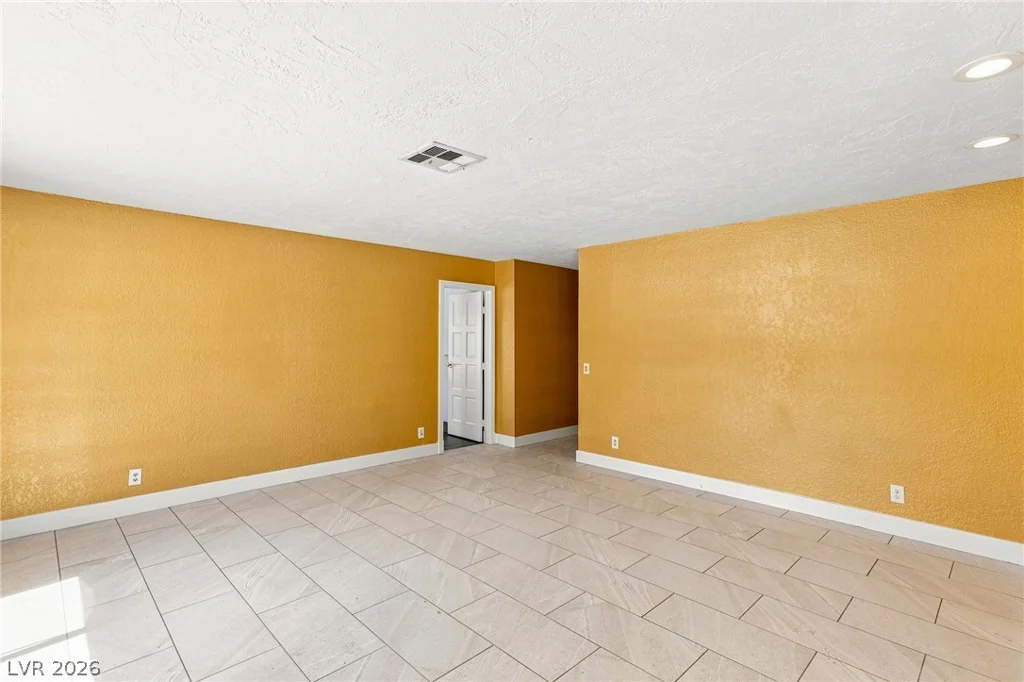 2401 Rancho Bel Air, Las Vegas, NV 89107