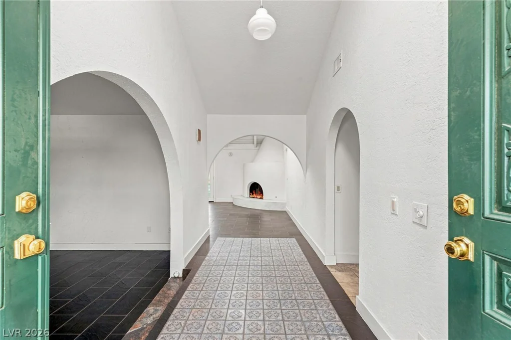 2401 Rancho Bel Air, Las Vegas, NV 89107