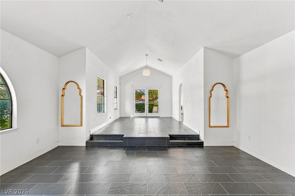 2401 Rancho Bel Air, Las Vegas, NV 89107