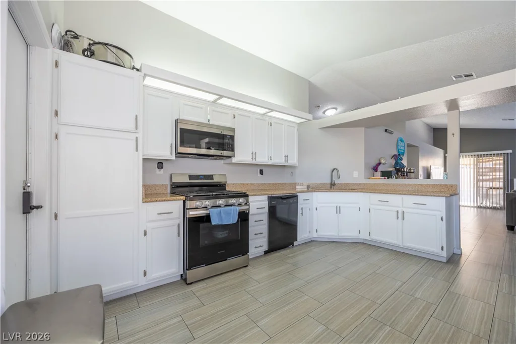 2681 Prairie Dunes, Las Vegas, NV 89142