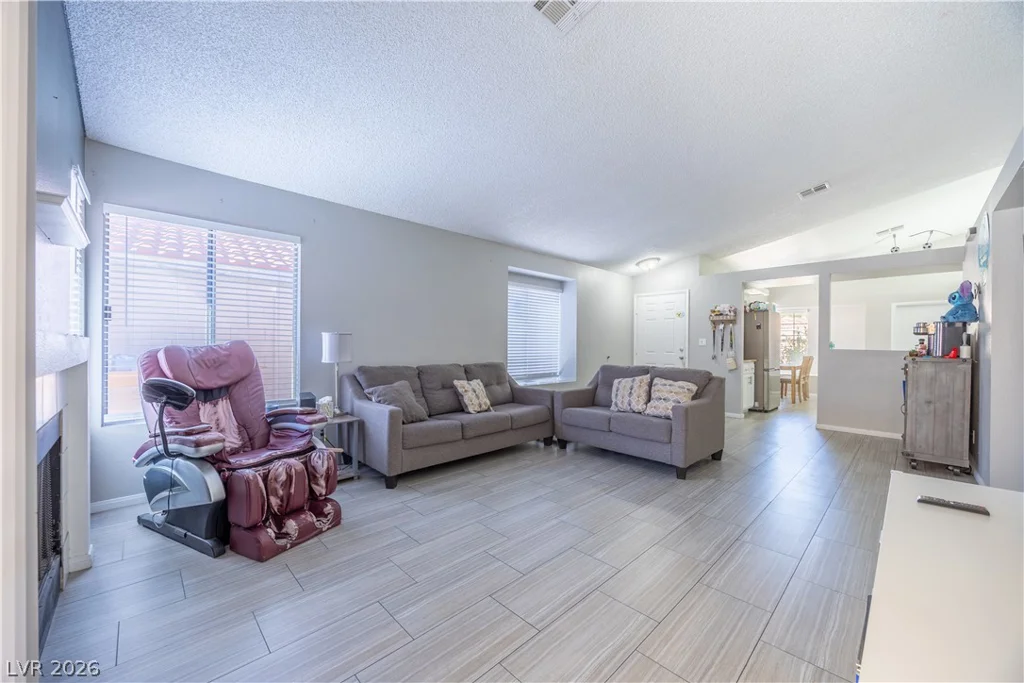 2681 Prairie Dunes, Las Vegas, NV 89142
