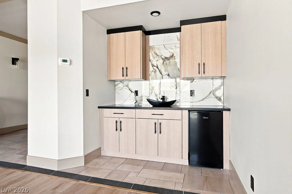 834 Waterloo, Henderson, NV 89002