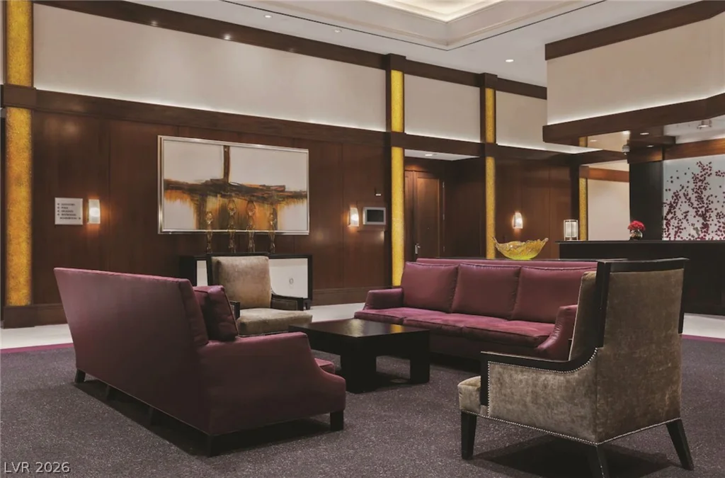 135 Harmon, Las Vegas, NV 89109