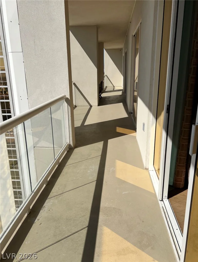 135 Harmon, Las Vegas, NV 89109
