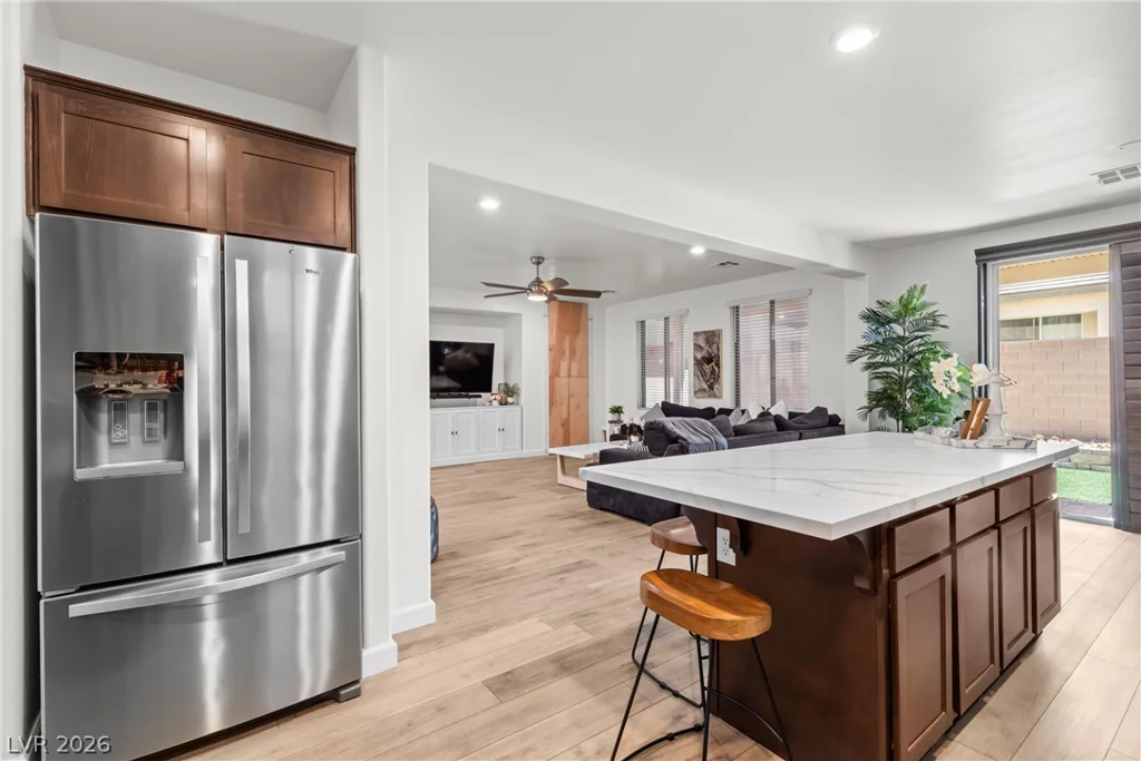 6195 Pine Banks, Las Vegas, NV 89141