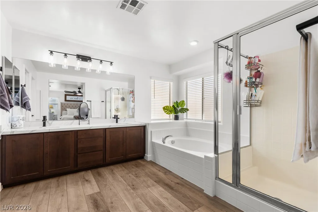 6195 Pine Banks, Las Vegas, NV 89141