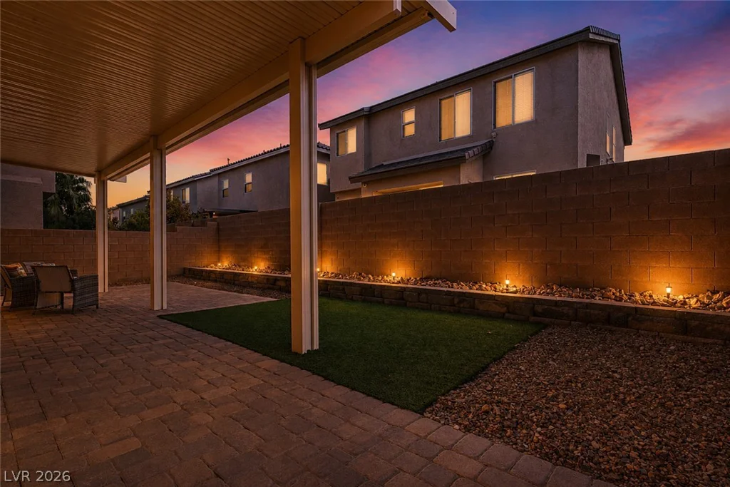 6195 Pine Banks, Las Vegas, NV 89141