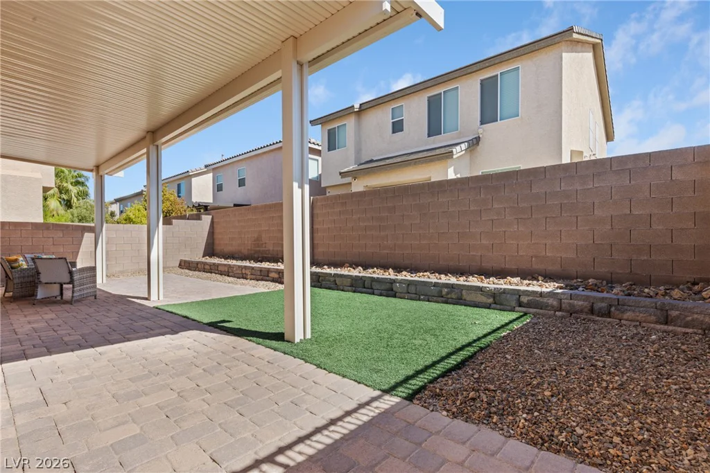 6195 Pine Banks, Las Vegas, NV 89141