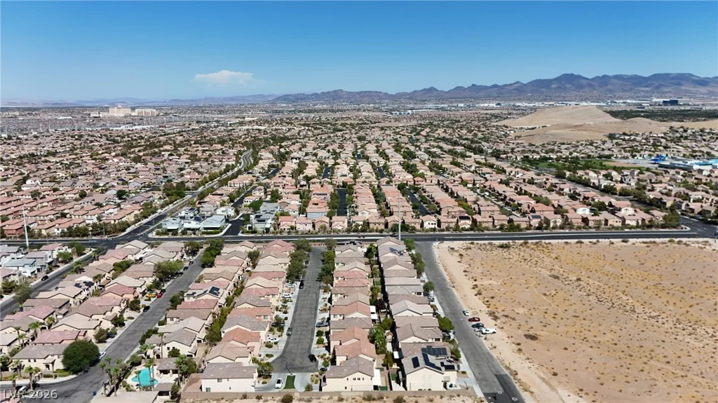 6195 Pine Banks, Las Vegas, NV 89141