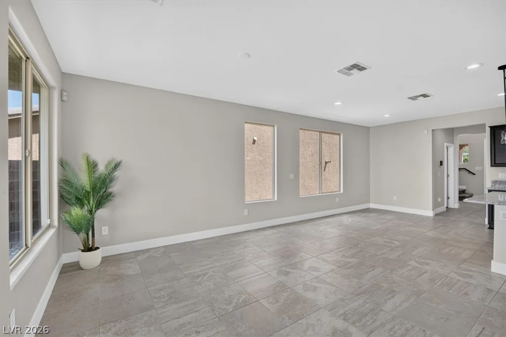 7790 Canyon Diablo, Las Vegas, NV 89179