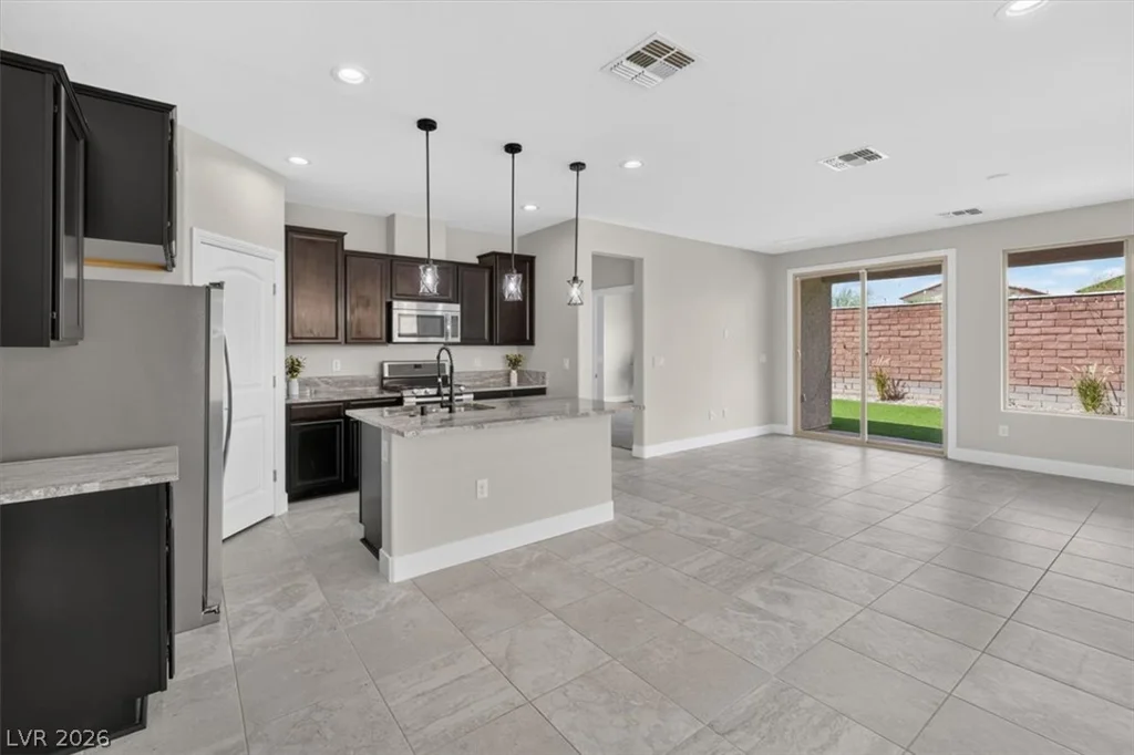 7790 Canyon Diablo, Las Vegas, NV 89179