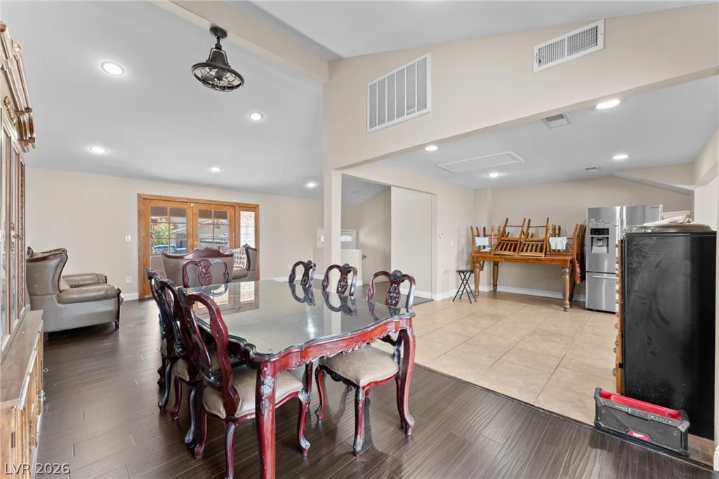 3750 La Junta, Las Vegas, NV 89120