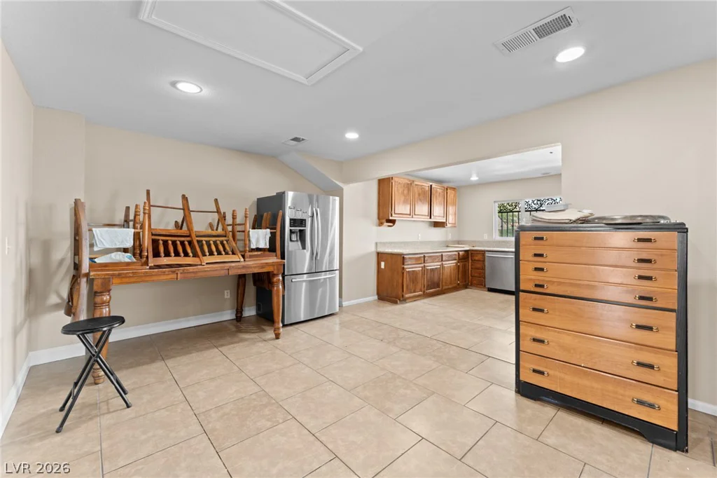 3750 La Junta, Las Vegas, NV 89120