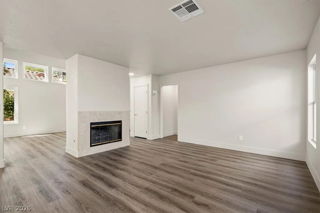 7050 Wine River, Las Vegas, NV 89119