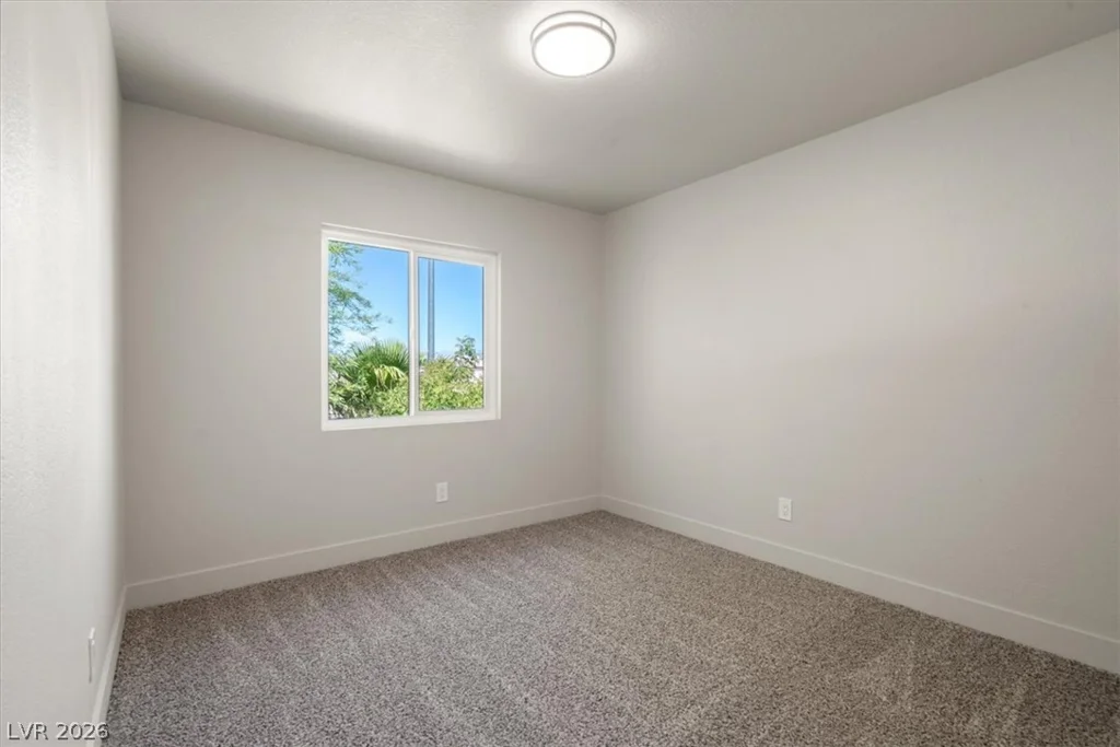 7050 Wine River, Las Vegas, NV 89119