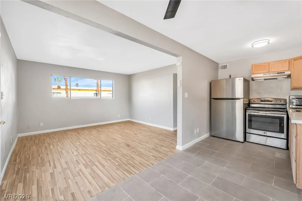 208 Orland, Las Vegas, NV 89107